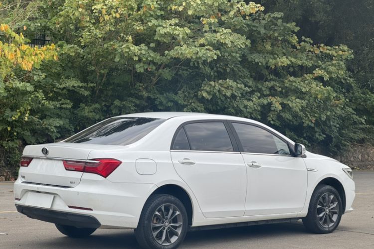Used BYD Qin New Energy 2019 Travel Edition Exterior 6