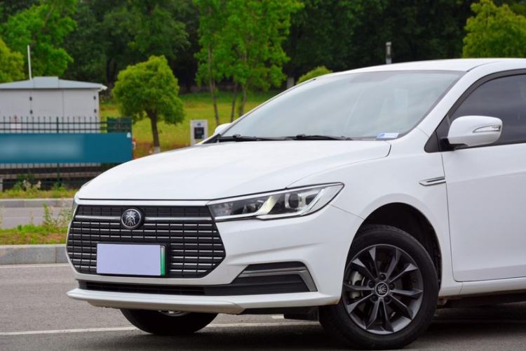 Used BYD Qin New Energy 2019 Standard Edition for Travel Exterior 9