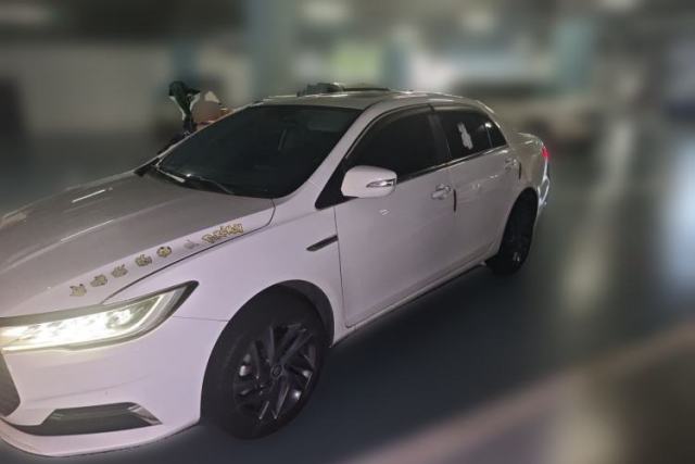 Used BYD Qin New Energy 2019 High-Range Luxury Model