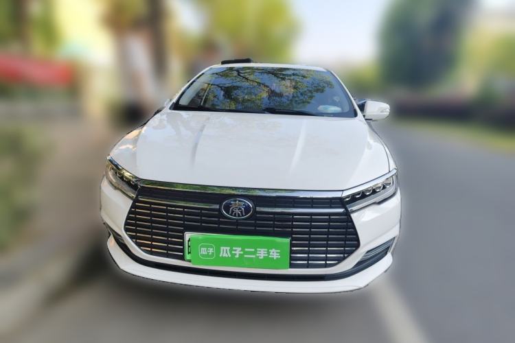 Used BYD Qin New Energy 2019 High-Range Luxury Model Front