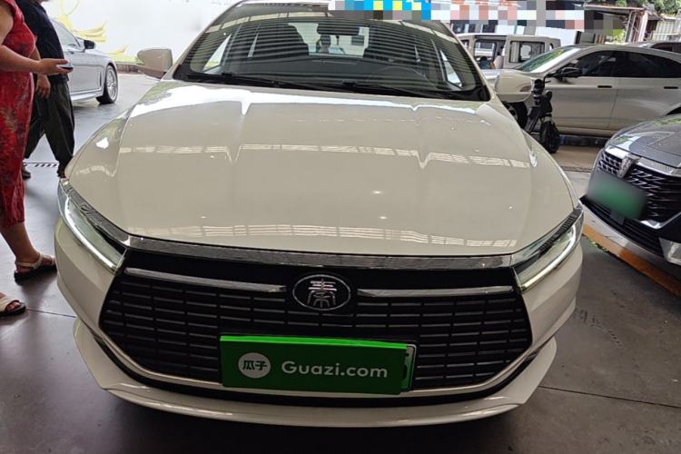 Used BYD Qin New Energy 2019 Travel Edition Front