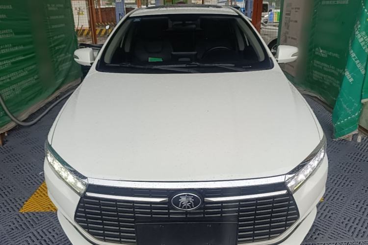 Used BYD Qin New Energy 2019 High-Range Deluxe Model Front