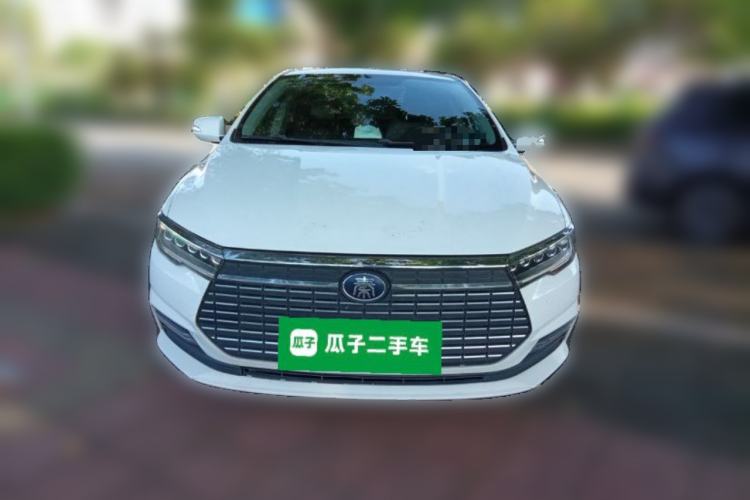 Used BYD Qin New Energy 2019 High-Range Luxury Model Front