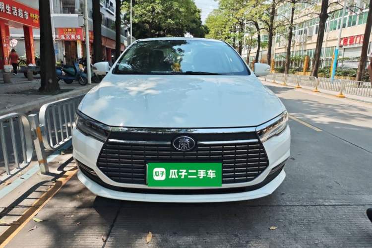 Used BYD Qin New Energy 2019 Travel Edition Front