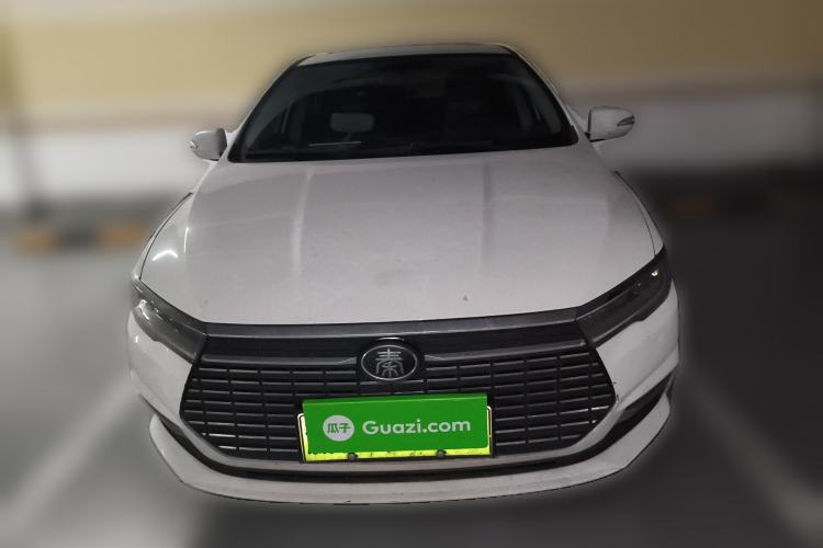 Used BYD Qin New Energy 2019 High-Range Luxury Model Front