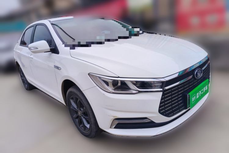 Used BYD Qin New Energy 2019 Standard Edition for Travel Front Right 45 Deg