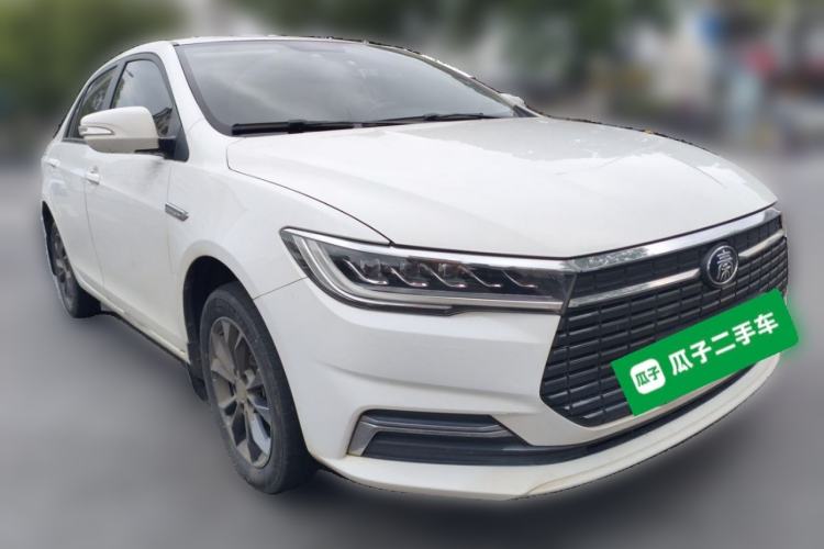Used BYD Qin New Energy 2019 Travel Edition Front Right 45 Deg