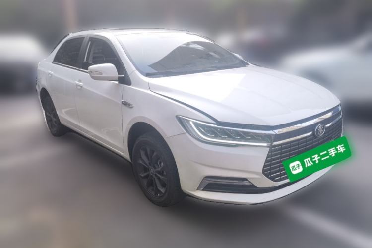 Used BYD Qin New Energy 2019 Travel Edition Front Right 45 Deg
