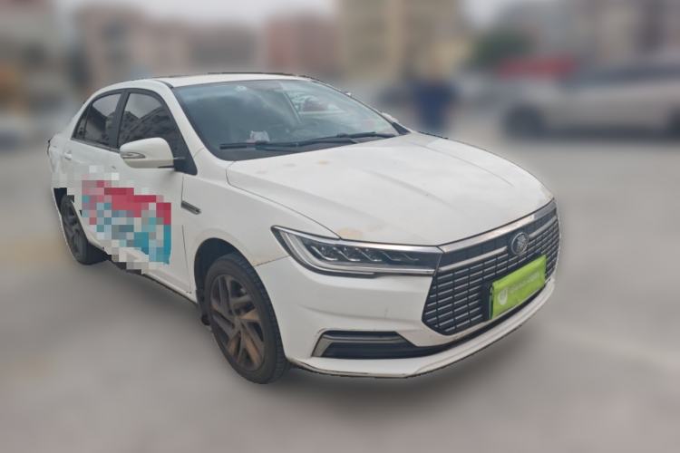 Used BYD Qin New Energy 2019 High-Range Luxury Model Front Right 45 Deg