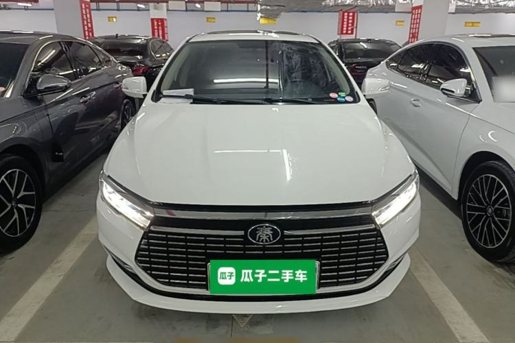 Used BYD Qin New Energy 2019 High-Range Luxury Model Front