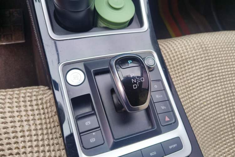 Used BYD Qin New Energy 2019 Standard Edition for Travel Gear Lever