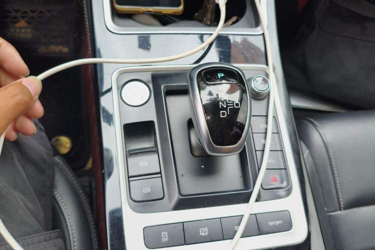 Used BYD Qin New Energy 2019 Travel Edition Gear Lever
