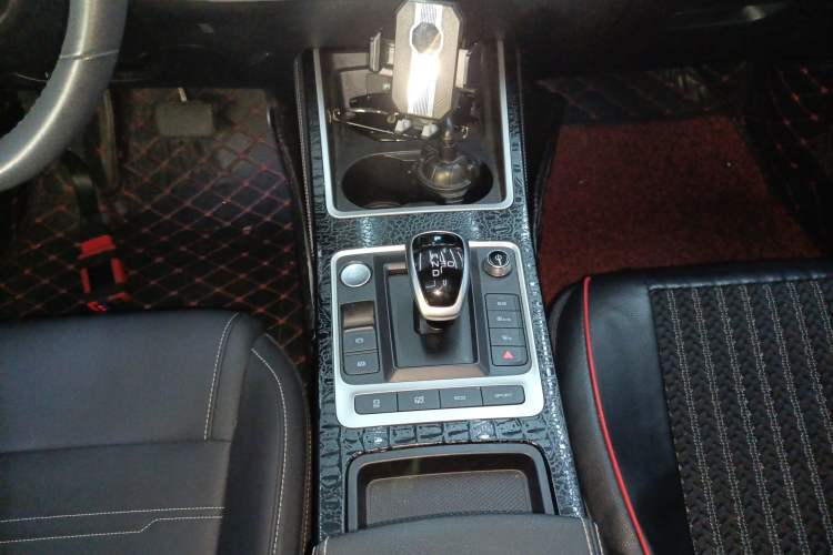 Used BYD Qin New Energy 2019 Travel Edition Gear Lever