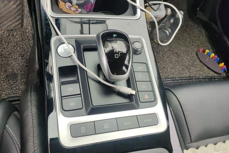 Used BYD Qin New Energy 2019 Travel Edition Gear Lever