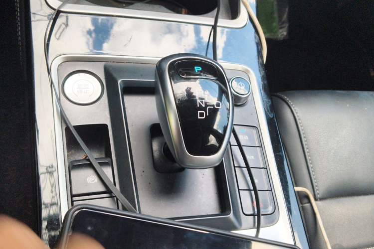 Used BYD Qin New Energy 2019 Travel Edition Gear Lever