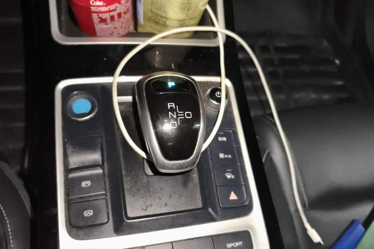 Used BYD Qin New Energy 2019 High-Range Luxury Model Gear Lever