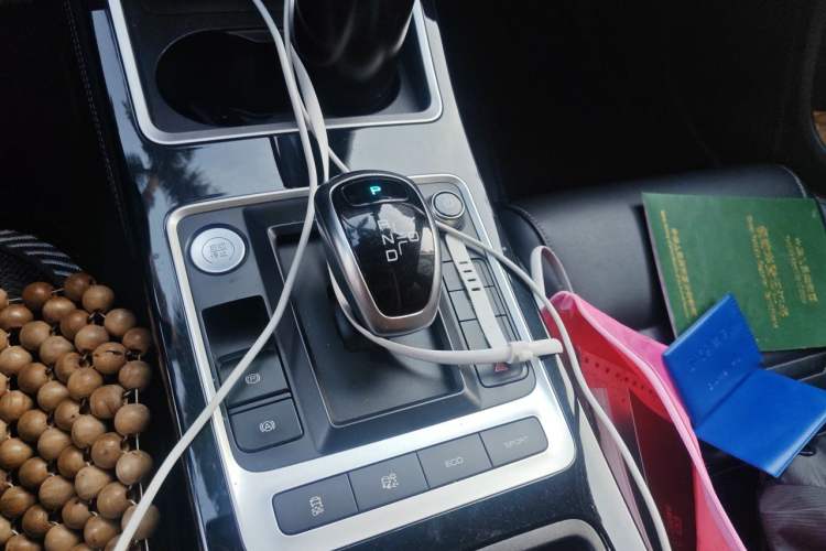 Used BYD Qin New Energy 2019 Travel Edition Gear Lever
