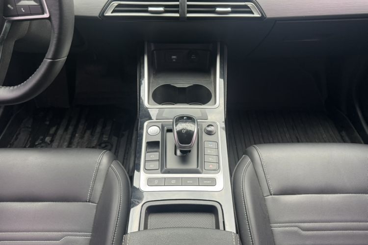 Used BYD Qin New Energy 2019 Travel Edition Gear Lever