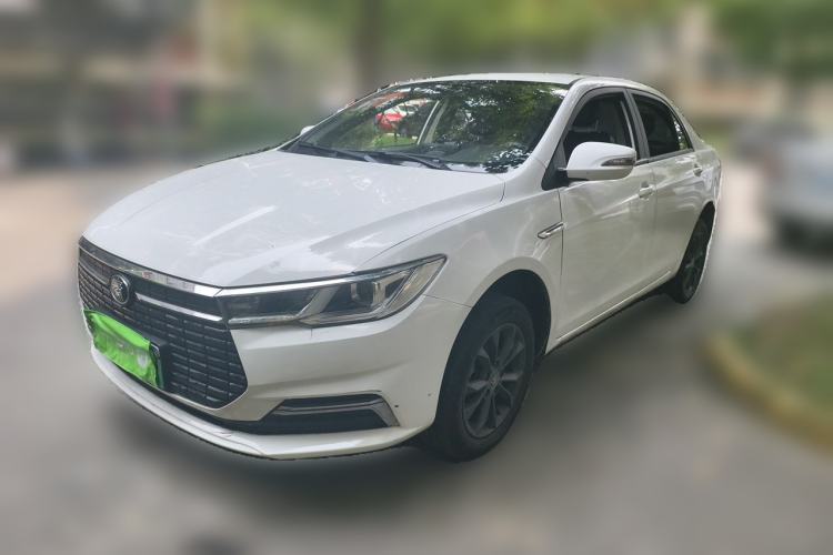 Used BYD Qin New Energy 2019 Standard Edition for Travel Guazi used car, China used car export, Used car for sale, Used BYD cars, Cheapest cars for sale, Electric vehicle, New energy car