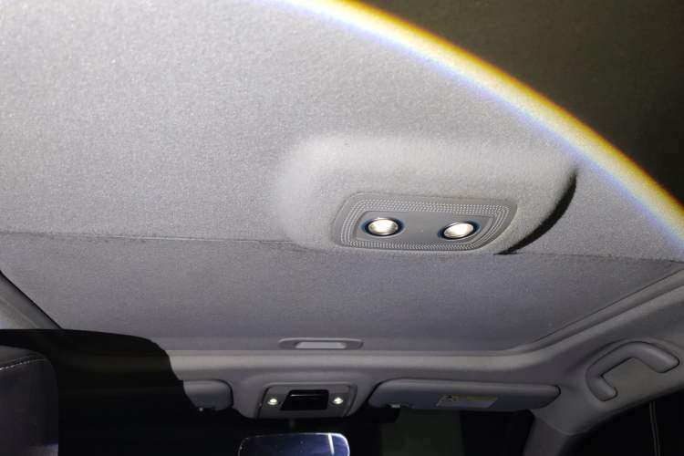 Used BYD Qin New Energy 2019 High-Range Deluxe Model Headliner