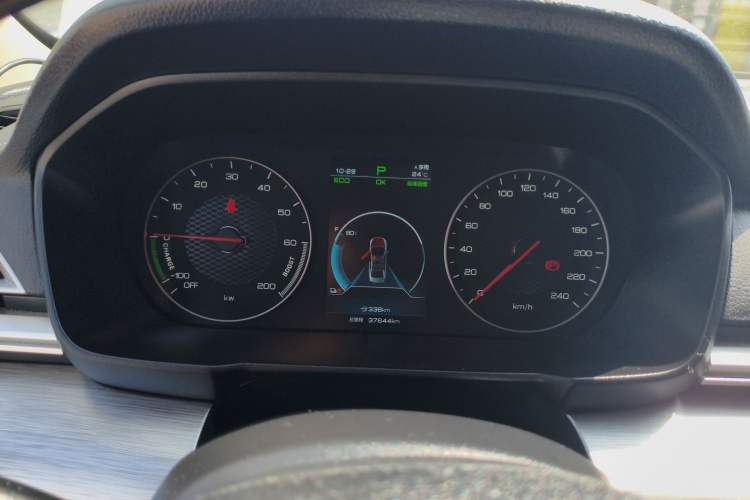 Used BYD Qin New Energy 2019 High-Range Deluxe Model Instrument Cluster