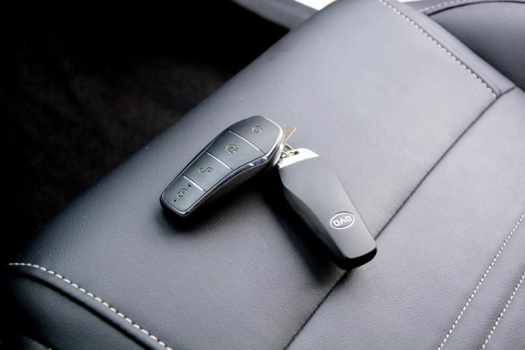 Used BYD Qin New Energy 2019 Standard Edition for Travel Interior 4