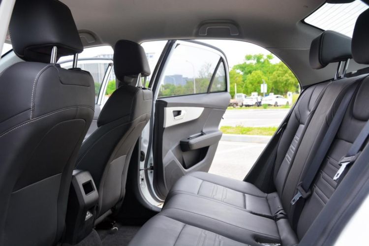 Used BYD Qin New Energy 2019 Standard Edition for Travel Interior 6