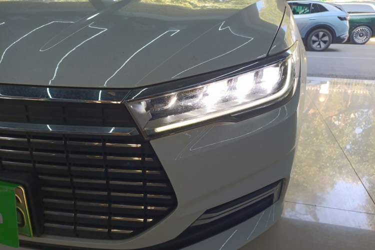 Used BYD Qin New Energy 2019 Travel Edition Left Front Headlight