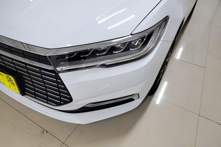 Used BYD Qin New Energy 2019 High-Range Luxury Model Left Front Headlight