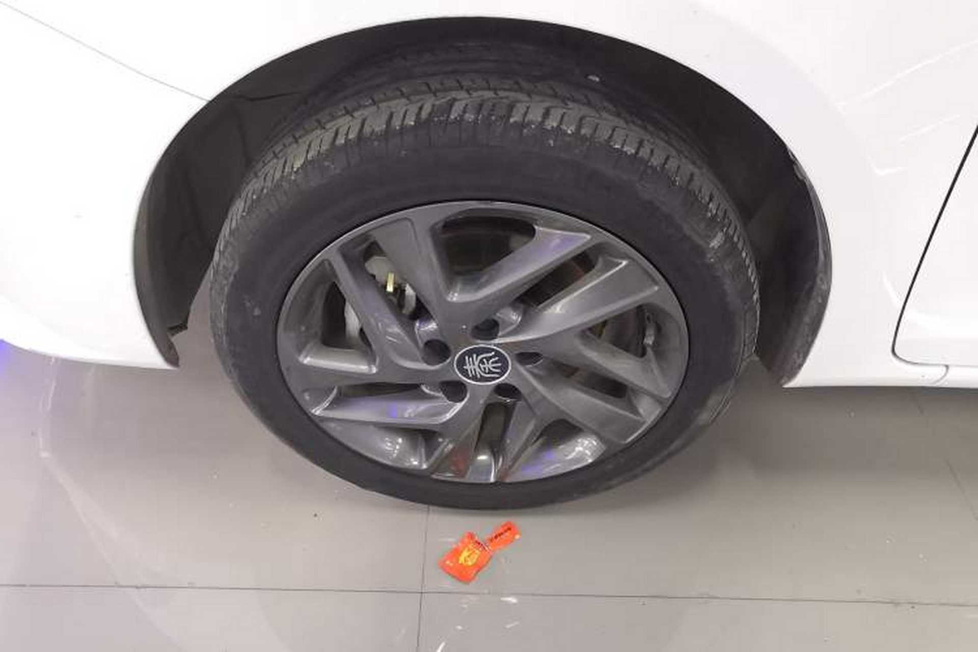 Used BYD Qin New Energy 2019 High-Range Luxury Model Left Front Wheel Hub
