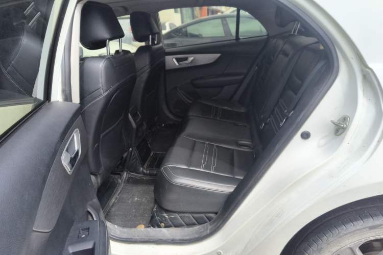 Used BYD Qin New Energy 2019 High-Range Luxury Model Left Rear Seat