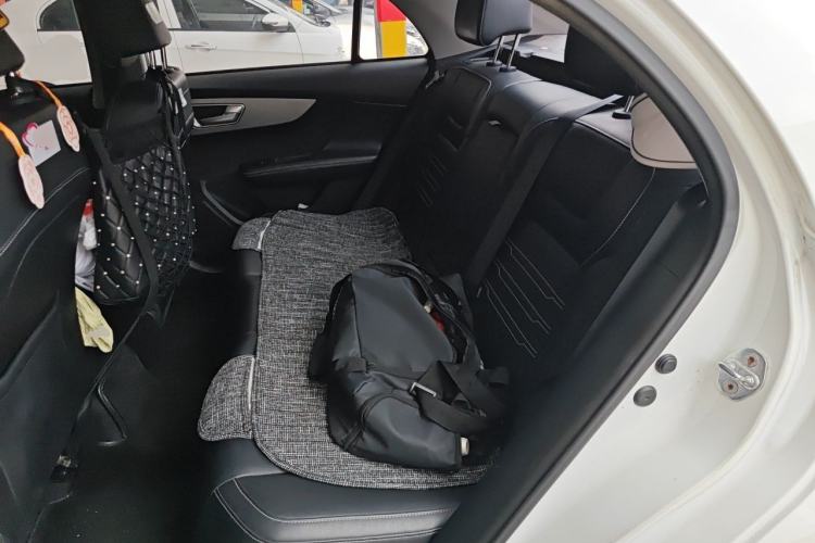 Used BYD Qin New Energy 2019 High-Range Deluxe Model Left Rear Seat