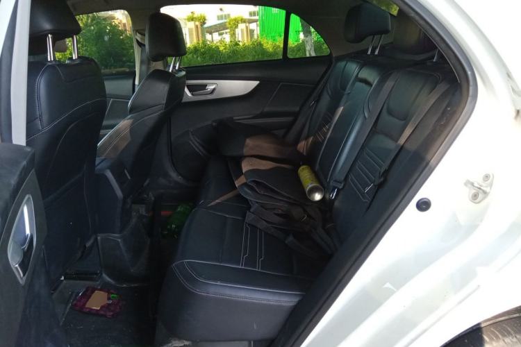 Used BYD Qin New Energy 2019 High-Range Luxury Model Left Rear Seat