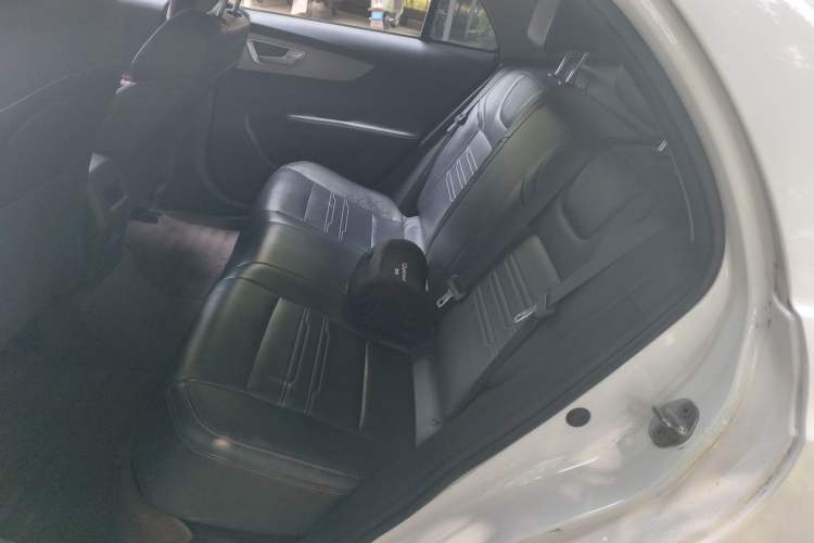 Used BYD Qin New Energy 2019 Standard Edition for Travel Left Rear Seat