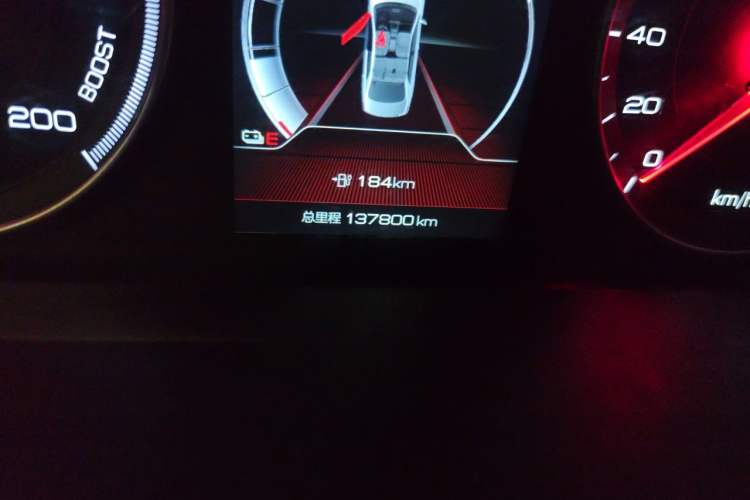 Used BYD Qin New Energy 2019 High-Range Luxury Model Odometer Close Up