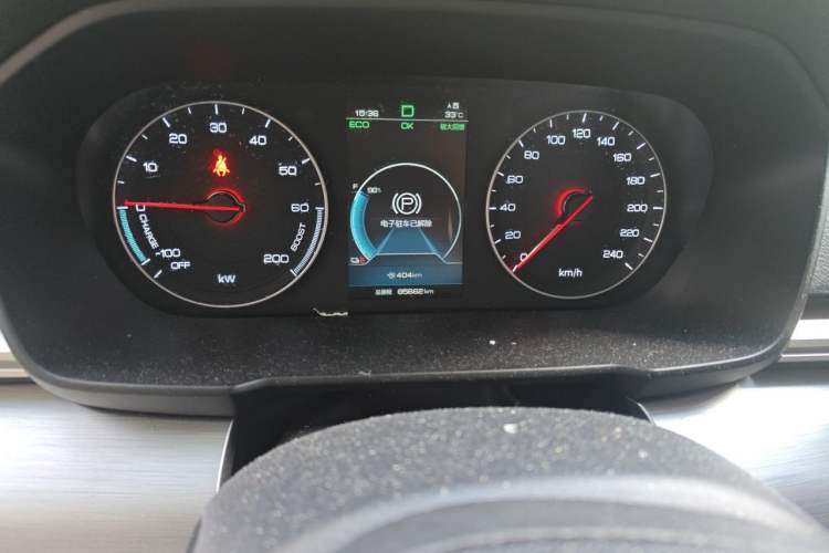 Used BYD Qin New Energy 2019 High-Range Deluxe Model Odometer Close Up