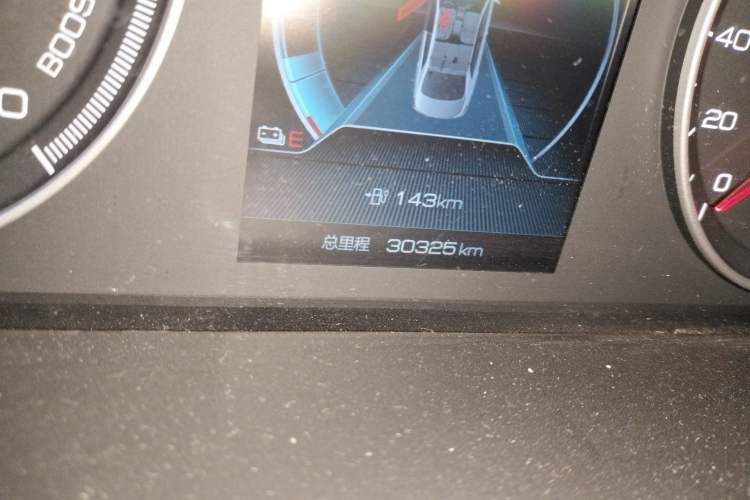 Used BYD Qin New Energy 2019 High-Range Luxury Model Odometer Close Up
