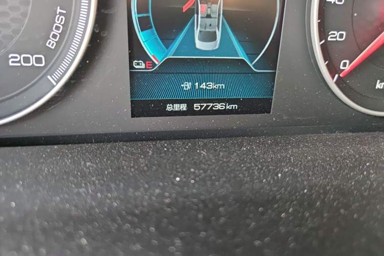 Used BYD Qin New Energy 2019 High-Range Luxury Model Odometer Close Up