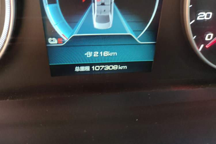 Used BYD Qin New Energy 2019 High-Range Luxury Model Odometer Close Up