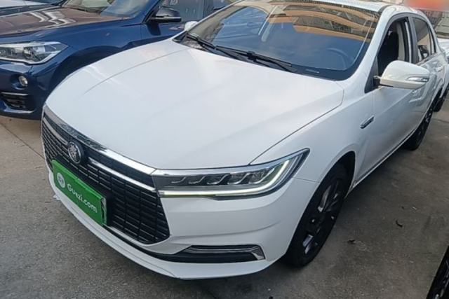 Used BYD Qin New Energy 2019 High-Range Luxury Model