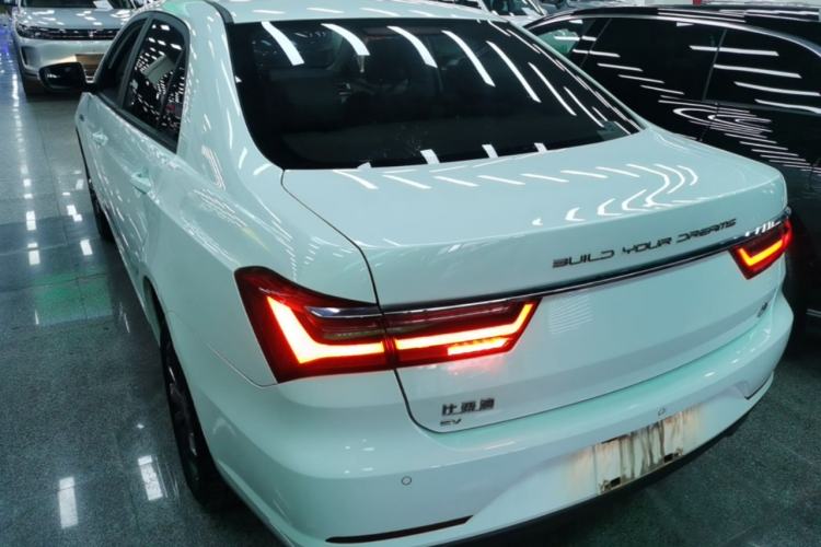 Used BYD Qin New Energy 2019 Standard Edition for Travel Rear Left 45 Deg
