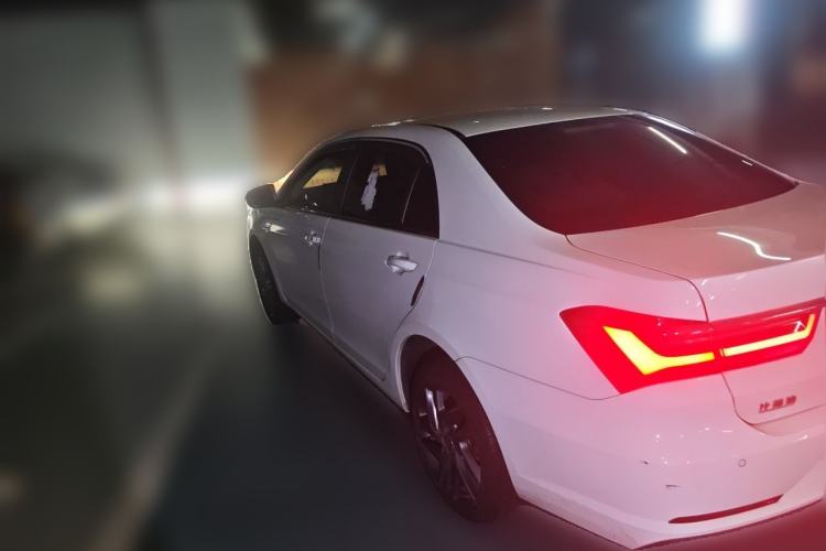 Used BYD Qin New Energy 2019 High-Range Luxury Model Rear Left 45 Deg