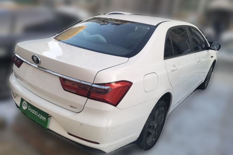 Used BYD Qin New Energy 2019 High-Range Deluxe Model Rear Right 45 Deg
