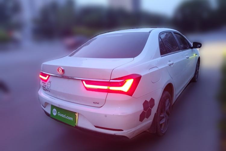 Used BYD Qin New Energy 2019 High-Range Luxury Model Rear Right 45 Deg