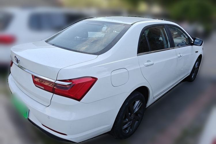 Used BYD Qin New Energy 2019 High-Range Deluxe Model Rear Right 45 Deg