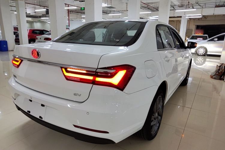 Used BYD Qin New Energy 2019 High-Range Luxury Model Rear Right 45 Deg