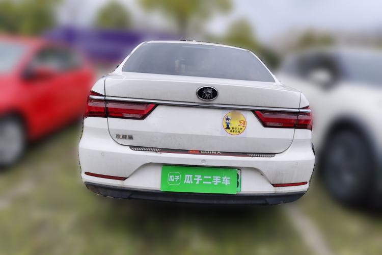 Used BYD Qin New Energy 2019 High-Range Luxury Model Rear