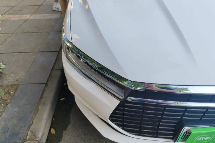 Used BYD Qin New Energy 2019 High-Range Luxury Model Right Front Headlight