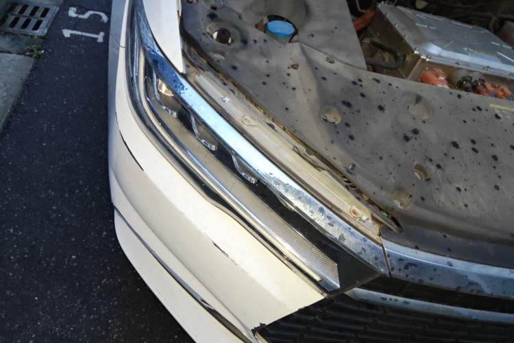 Used BYD Qin New Energy 2019 High-Range Deluxe Model Right Front Headlight