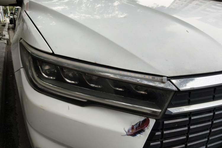 Used BYD Qin New Energy 2019 High-Range Deluxe Model Right Front Headlight